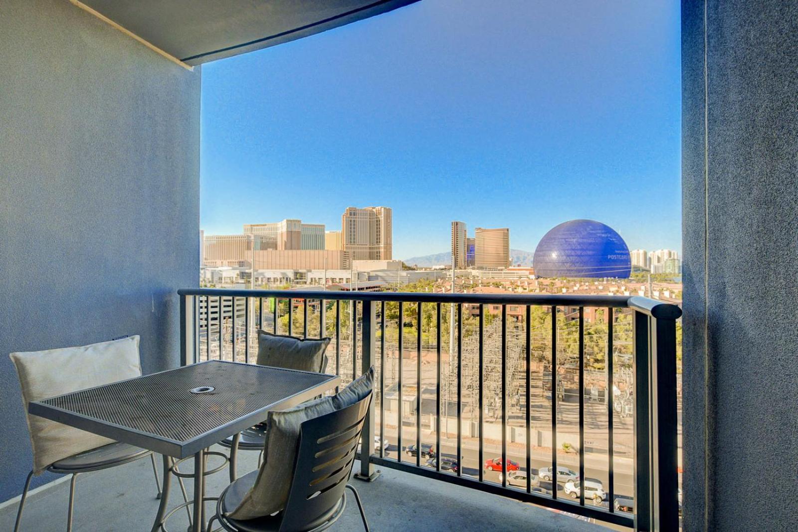 Modern Oasis Steps Away From The Las Vegas Strip Kültér fotó